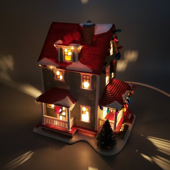 Dept 56 The Bumpus House 2006 A Christmas Story Village House with Light CHIPPED - Picture 3 of 16